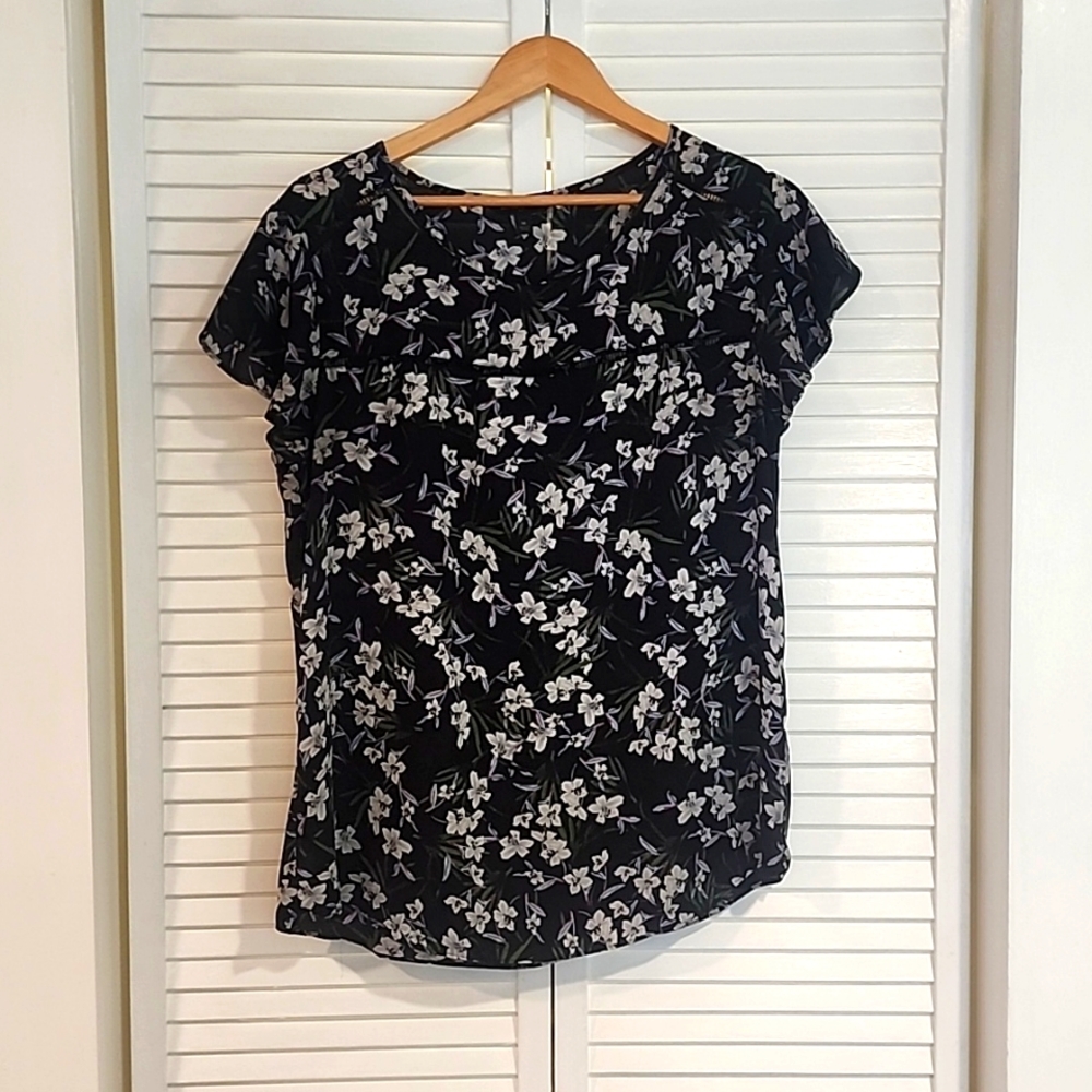 Banana Republic shirt